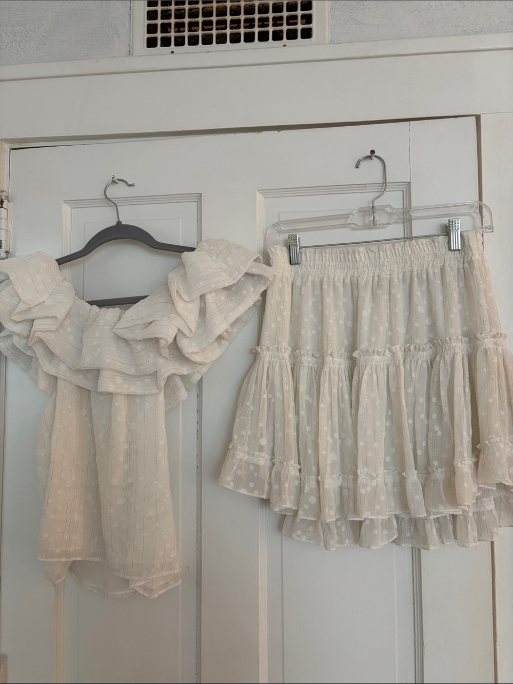 Misa Los Angeles White Ruffled Top and Mini Skirt Set. Top Small Skirt Medium - Picture 1 of 5